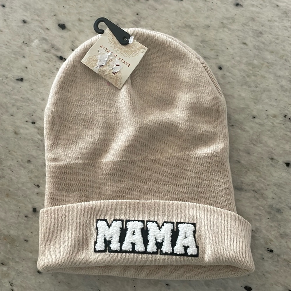Altar’d State | beige “MAMA” Beanie